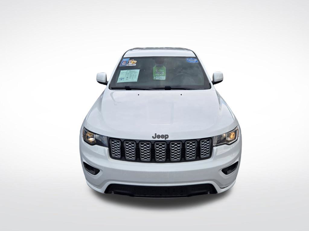 Used 2019 Jeep Grand Cherokee Altitude RWD image 47