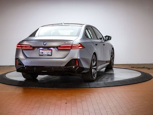 Certified 2024 BMW i5 M60 w/ Premium Package image 5