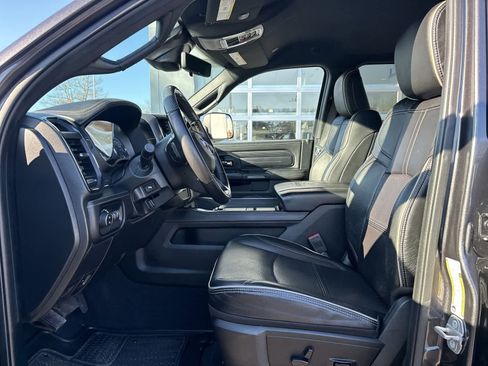 Used 2022 RAM 2500 Limited image 9