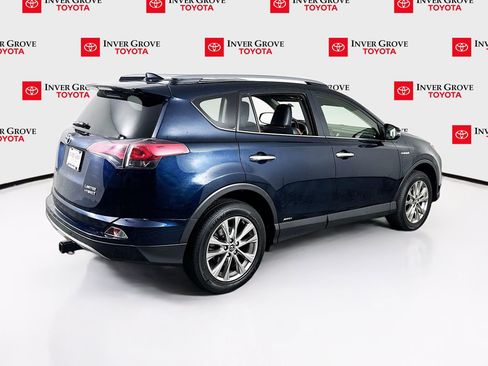Used 2018 Toyota RAV4 Limited image 5