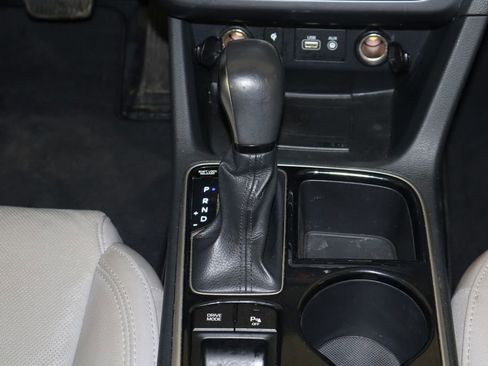 Used 2019 Hyundai Sonata Limited w/ Ultimate Package 04 image 13