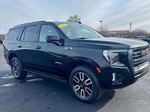 Used 2022 GMC Yukon AT4 w/ Technology Package image 9