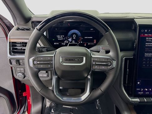 New 2026 GMC Yukon Denali w/ Advanced Technology Package image 11