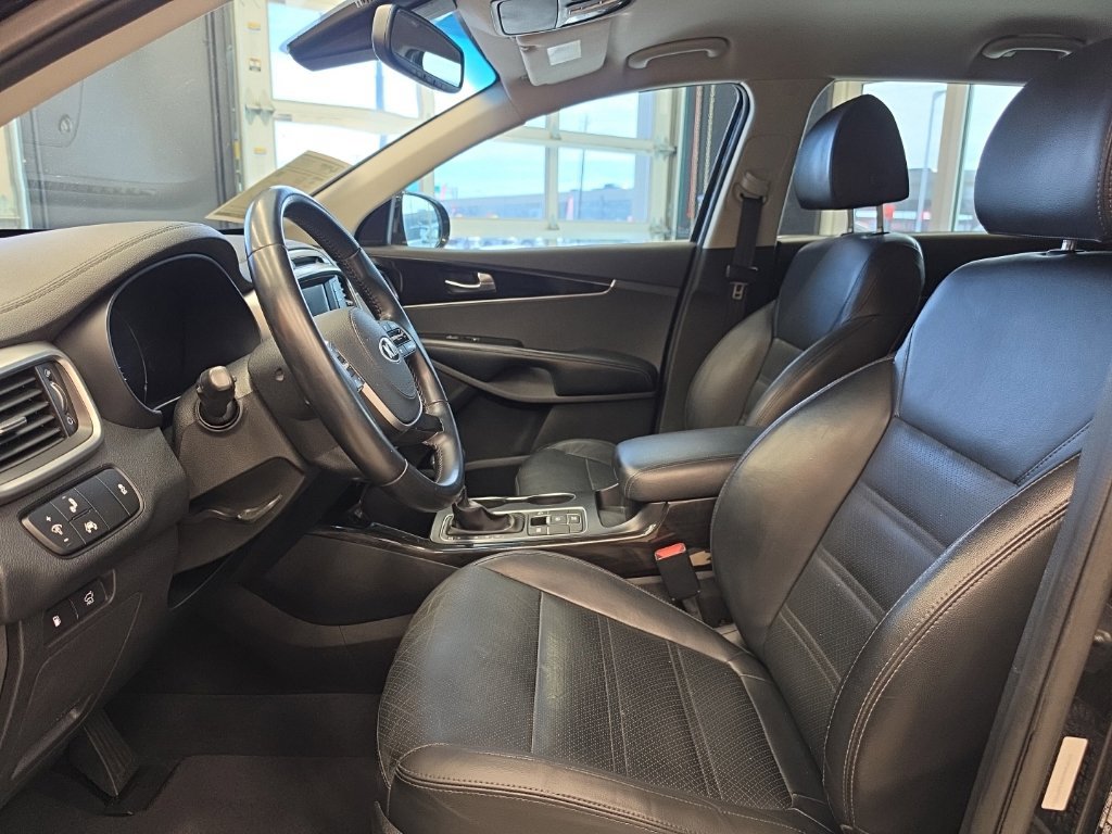 Used 2019 Kia Sorento EX FWD image 29