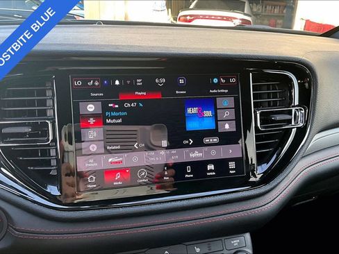 Used 2025 Dodge Durango GT AWD/4WD image 31