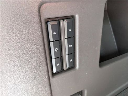 Used 2024 Lincoln Navigator Reserve AWD/4WD image 21