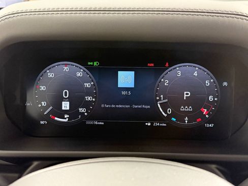 Used 2026 Land Rover Defender 110 S image 18