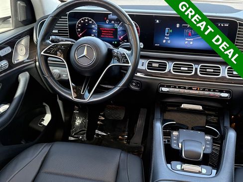 Used 2024 Mercedes-Benz GLS 450 4MATIC image 14