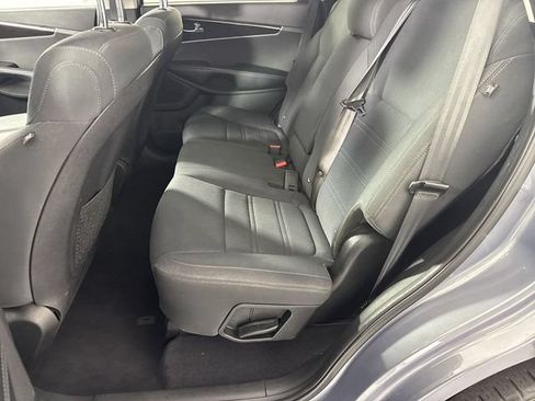 Used 2020 Kia Sorento FWD V6 image 22