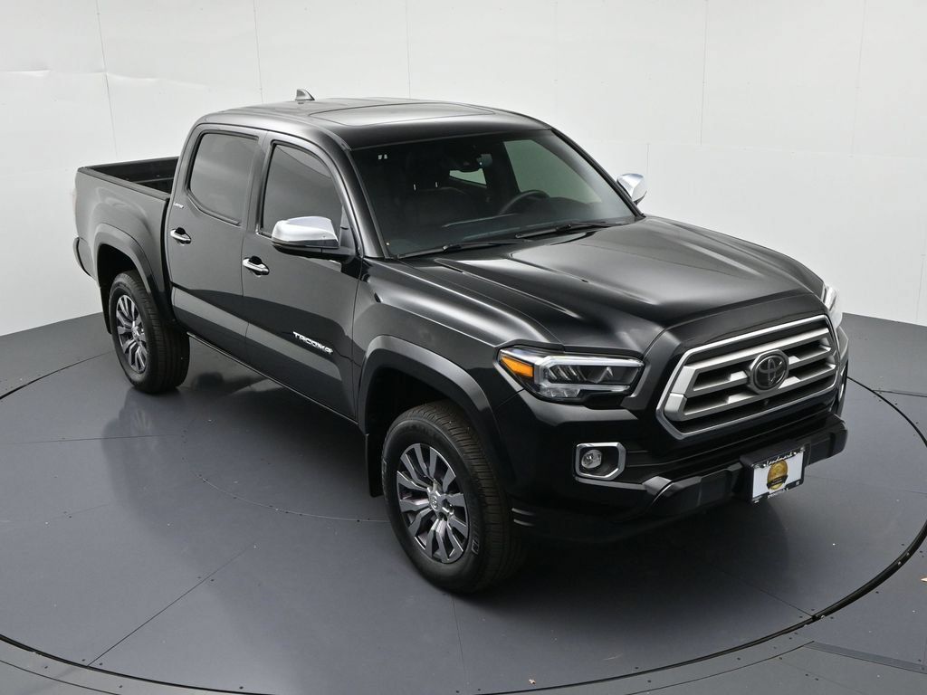 Used 2022 Toyota Tacoma Limited AWD/4WD image 15
