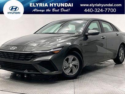 Certified 2025 Hyundai Elantra SE