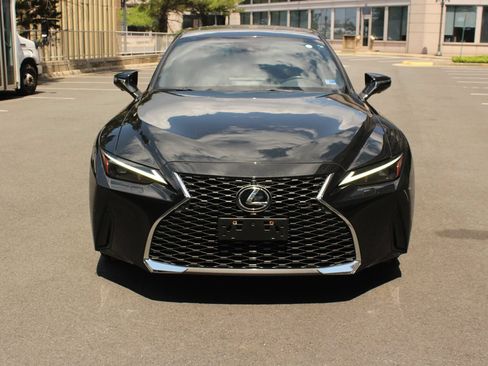 Used 2022 Lexus IS 300 AWD w/ Premium Package image 3