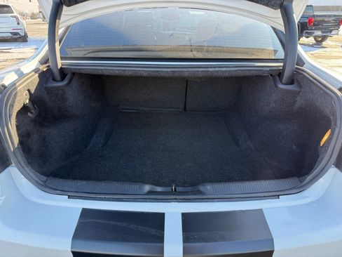 Used 2019 Dodge Charger R/T w/ Driver Confidence Group image 39
