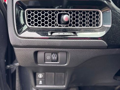 Used 2022 Honda Civic Sport image 17