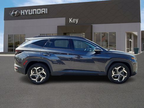 Used 2022 Hyundai Tucson Limited image 3