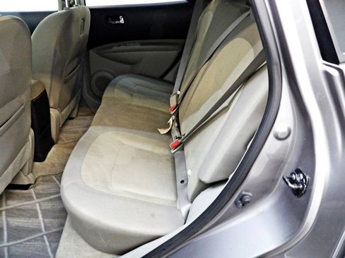 Used 2013 Nissan Rogue S w/ Special Edition Pkg AWD/4WD image 10
