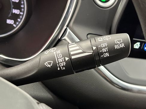 Used 2025 Chevrolet Blazer LT image 44