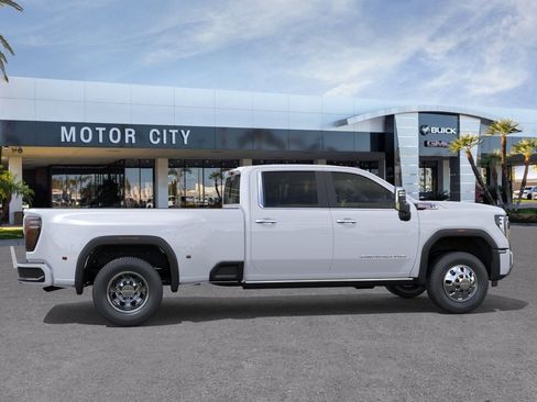 New 2026 GMC Sierra 3500 Denali w/ Denali Reserve Package AWD/4WD image 3