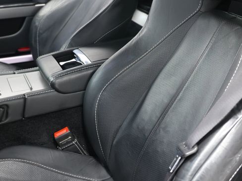 Used 2011 Aston Martin V8 Vantage Coupe RWD image 16