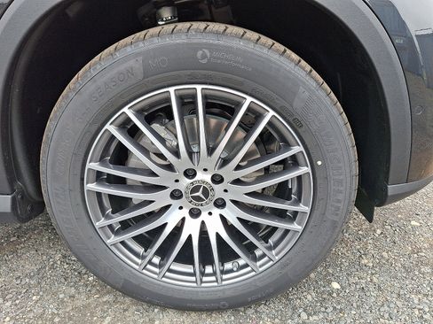 New 2025 Mercedes-Benz GLC 300 4MATIC image 8