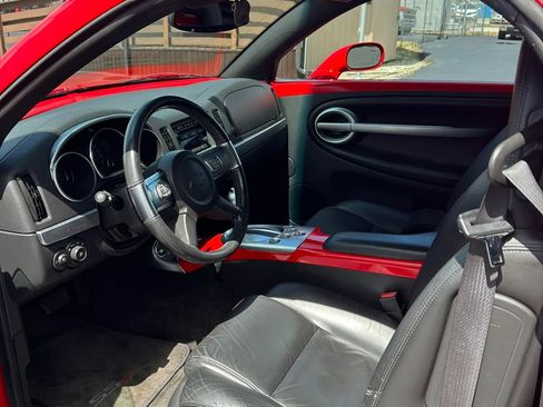 Used 2005 Chevrolet SSR w/ Preferred Equipment Group RWD image 18