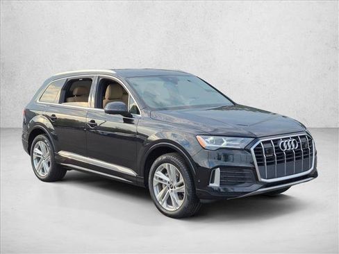 Used 2021 Audi Q7 2.0T Premium Plus w/ Executive Package AWD/4WD image 3