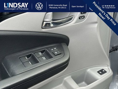 Used 2018 Honda Pilot Touring image 17