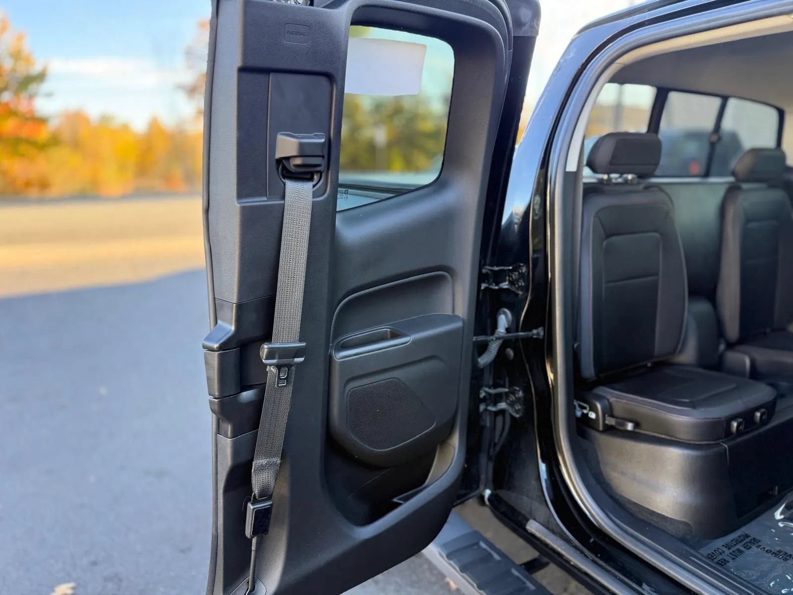 Used 2018 GMC Canyon All Terrain w/ Trailering Package AWD/4WD image 29