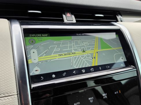 Used 2020 Land Rover Discovery Sport SE R-Dynamic image 42