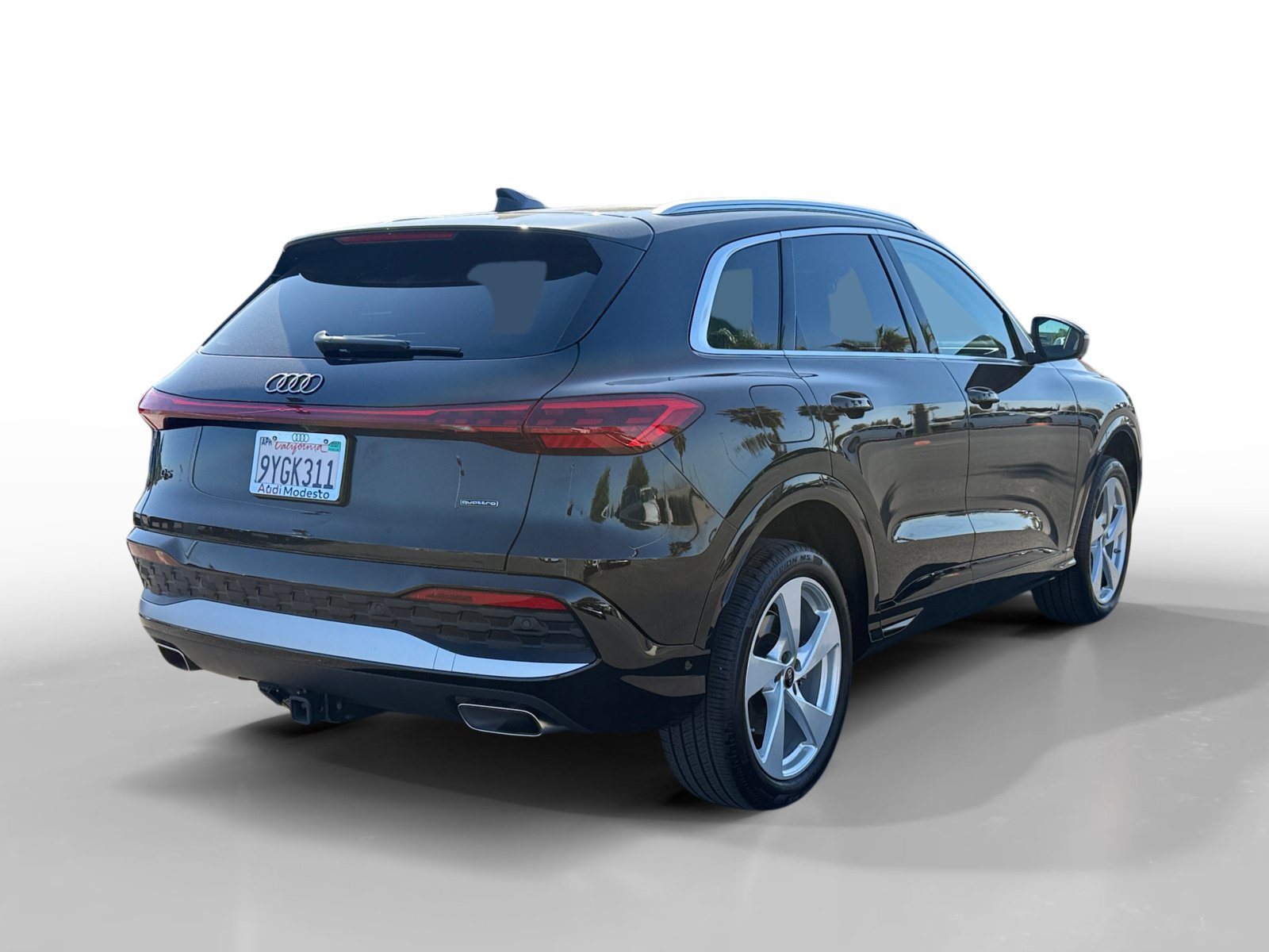 Certified 2025 Audi Q5 Premium Plus AWD/4WD image 5