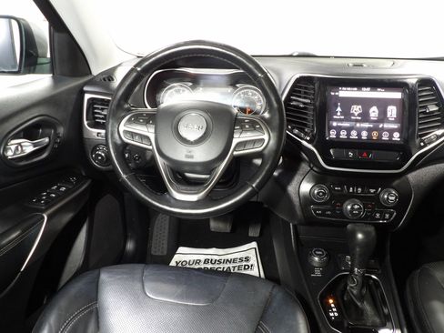 Used 2020 Jeep Cherokee Limited AWD/4WD image 17