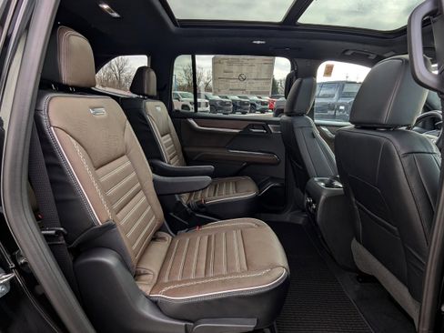 New 2026 GMC Acadia Denali Ultimate image 7