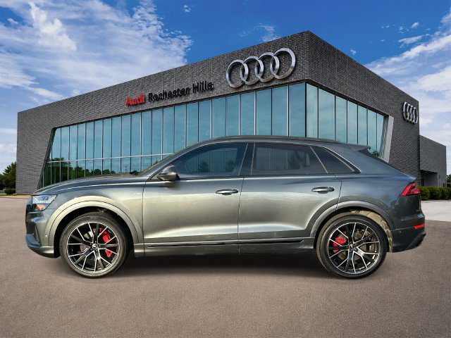 Used 2023 Audi Q8 Prestige AWD/4WD image 2