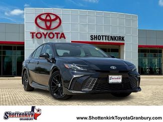 Used 2025 Toyota Camry SE FWD video 1