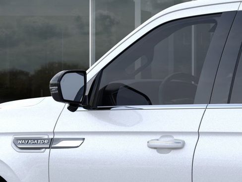 New 2023 Lincoln Navigator L Reserve image 20