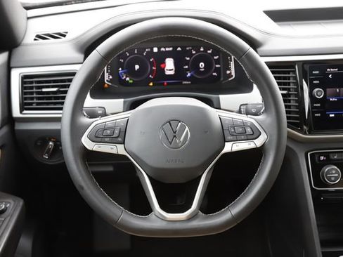 Used 2023 Volkswagen Atlas Cross Sport SEL image 20