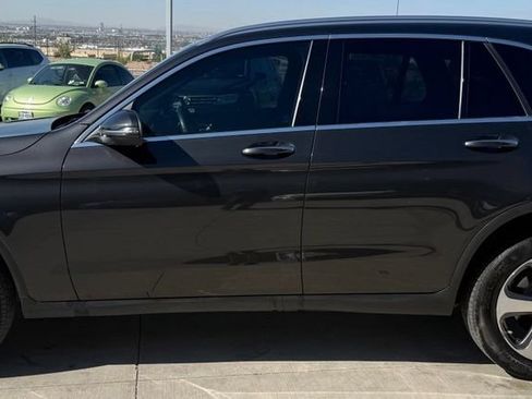 Used 2022 Mercedes-Benz GLC 300 4MATIC image 6