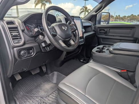 Used 2025 RAM 3500 Tradesman image 22