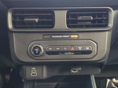New 2026 Ford Maverick XL FWD image 19
