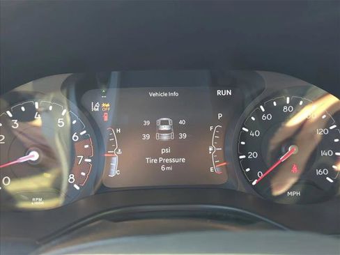 New 2026 Jeep Compass Latitude image 8