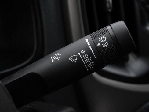 Used 2019 Chevrolet Colorado Z71 image 35