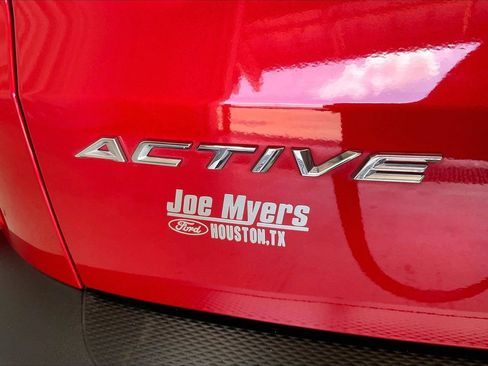 Used 2025 Ford Escape Active FWD image 31