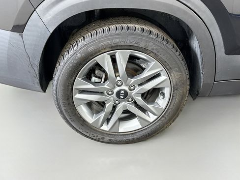 Used 2021 Kia Seltos S image 32