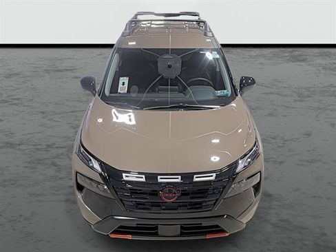 Used 2025 Nissan Rogue SV AWD/4WD image 6