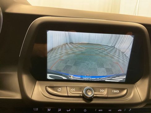 Used 2018 Chevrolet Camaro SS RWD image 14