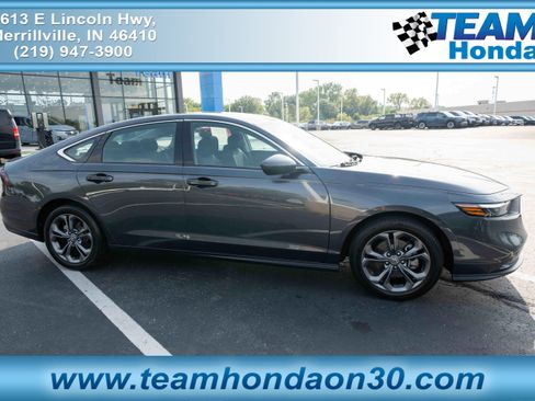 Used 2023 Honda Accord EX image 1