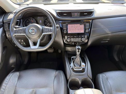 Used 2018 Nissan Rogue SL w/ Premium Package AWD/4WD image 15