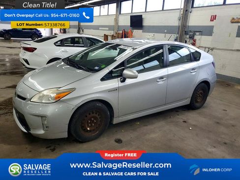 Used 2013 Toyota Prius Two FWD image 1