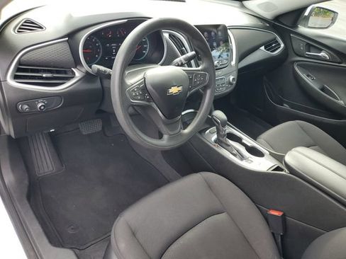 Used 2023 Chevrolet Malibu LT FWD image 18