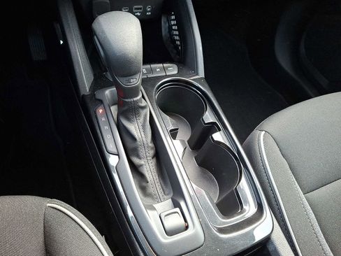 Used 2022 Chevrolet TrailBlazer LT w/ Convenience Package image 14